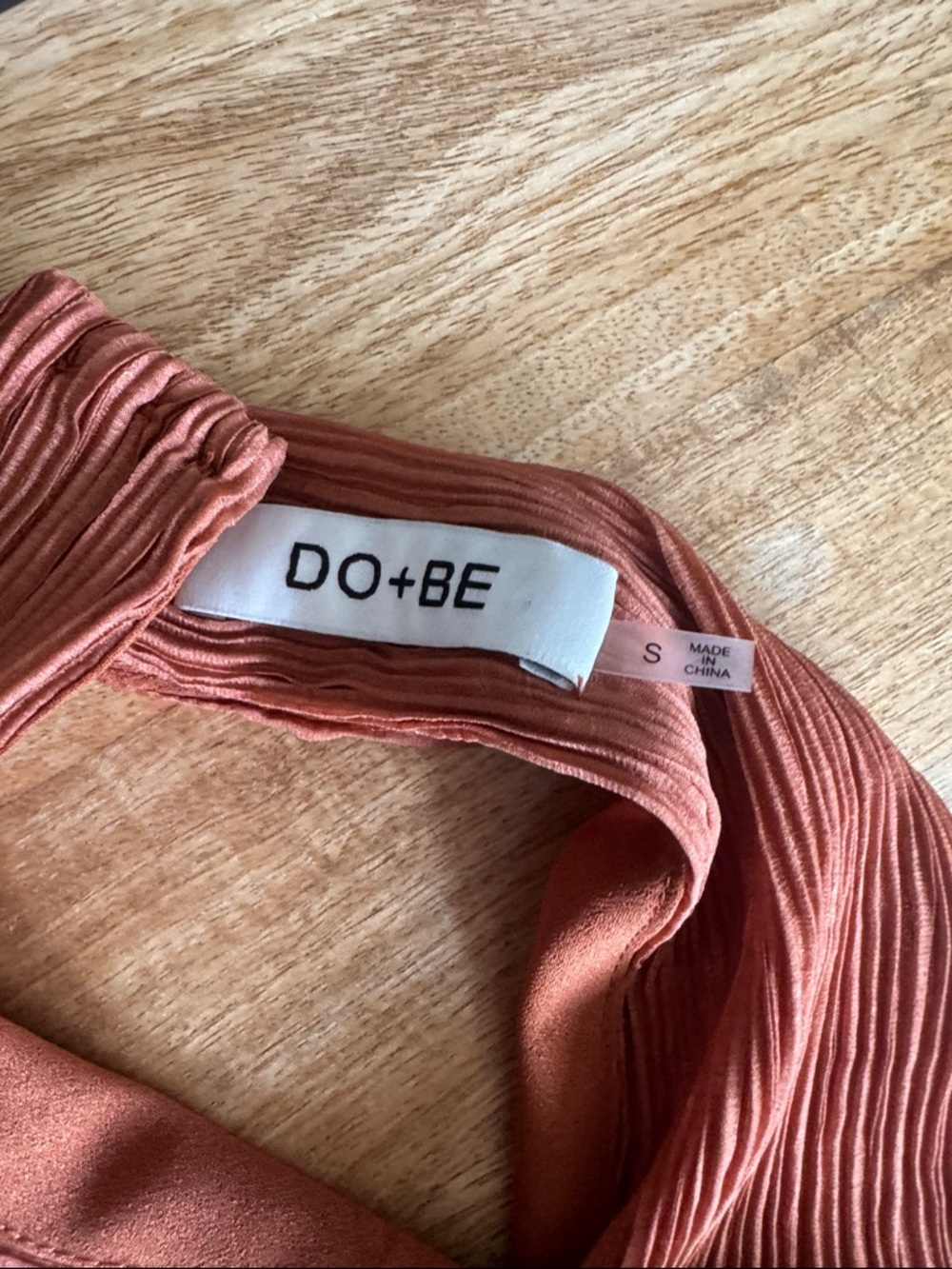 Doe & Rae Rust-Orange Pleated Halter Crop Top - Picture 2 of 5